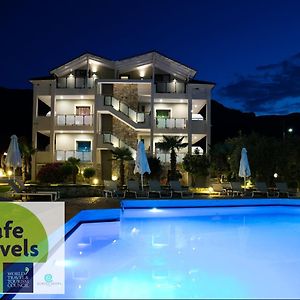 Korina Hotel